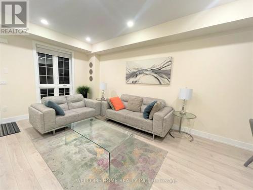 39 - 3 Elsie Lane, Toronto, ON - Indoor Photo Showing Living Room