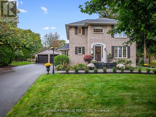 521 Oneida Drive, Burlington, ON - Outdoor With Facade