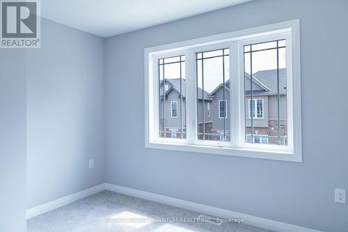 35 Laguna Village Crescent, Hamilton, ON - Indoor Photo Showing Other Room