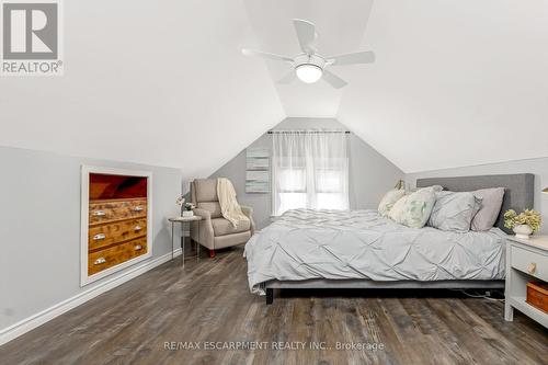 320 Mill Street, Kitchener, ON - Indoor Photo Showing Bedroom