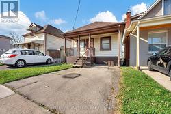 193 PROVINCE STREET N  Hamilton, ON L8H 4J2