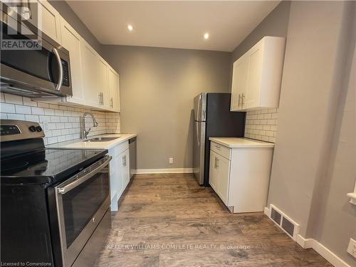 163 Emerald Street N, Hamilton, ON - Indoor Photo Showing Kitchen