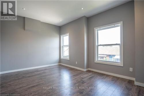 163 Emerald Street N, Hamilton, ON - Indoor Photo Showing Other Room