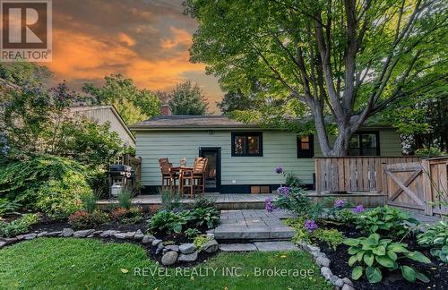 31 Academy Street, Hamilton, ON - Outdoor With Deck Patio Veranda