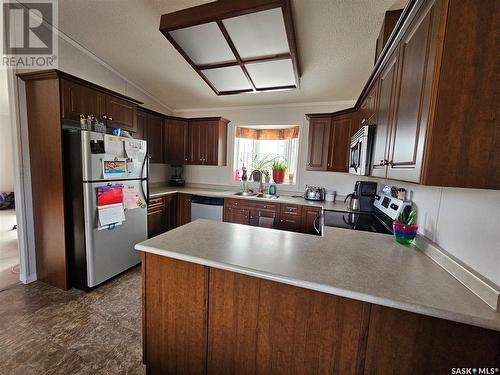 10 Four Seasons Trailer Court, Shaunavon, SK 