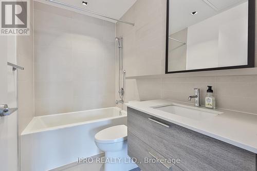 909 - 501 Adelaide Street W, Toronto, ON - Indoor Photo Showing Bathroom