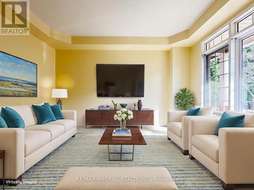 203 Roxton Road, Oakville, ON - Indoor Photo Showing Living Room