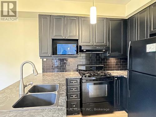 203 Roxton Road, Oakville, ON - Indoor Photo Showing Kitchen With Double Sink With Upgraded Kitchen