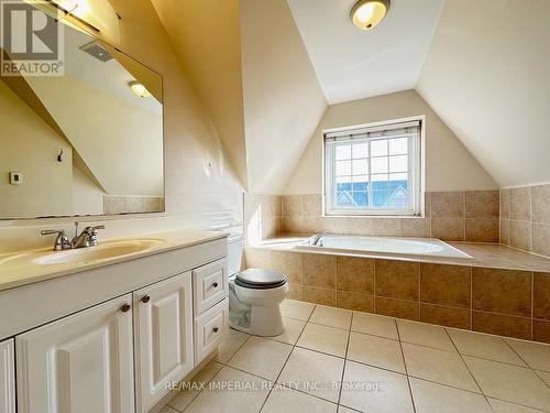 203 Roxton Road, Oakville, ON - Indoor Photo Showing Bathroom