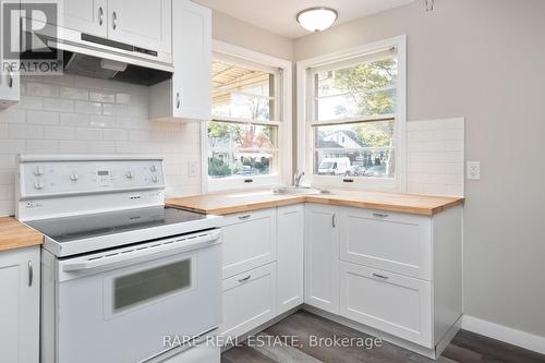 1544 Pillette Road, Windsor, ON - Indoor Photo Showing Kitchen