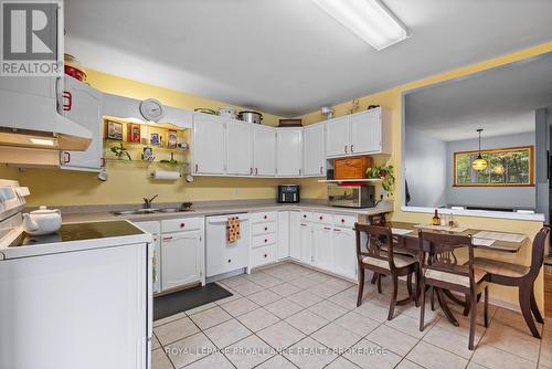 1911 Ormsbee Road, South Frontenac, ON - Indoor Photo Showing Kitchen With Double Sink