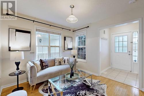 1534 Evans Terrace, Milton, ON - Indoor Photo Showing Living Room