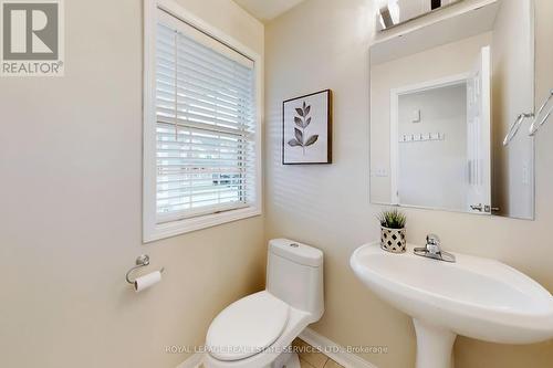 1534 Evans Terrace, Milton, ON - Indoor Photo Showing Bathroom