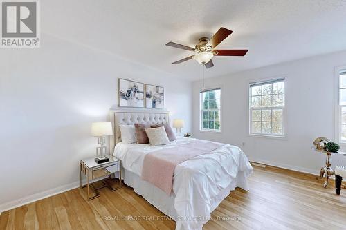 1534 Evans Terrace, Milton, ON - Indoor Photo Showing Bedroom