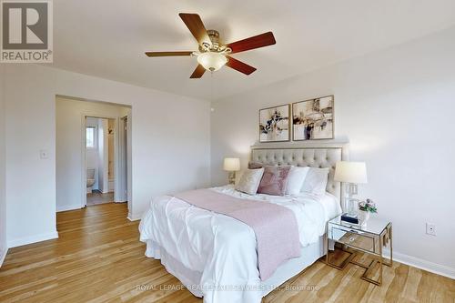 1534 Evans Terrace, Milton, ON - Indoor Photo Showing Bedroom