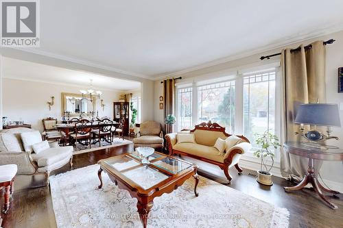 22 Helen Avenue, Vaughan, ON - Indoor Photo Showing Living Room