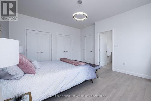 158 Summerside Drive, South Frontenac, ON - Indoor Photo Showing Bedroom