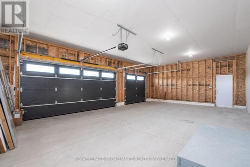 158 Summerside Drive, South Frontenac, ON - Indoor Photo Showing Garage