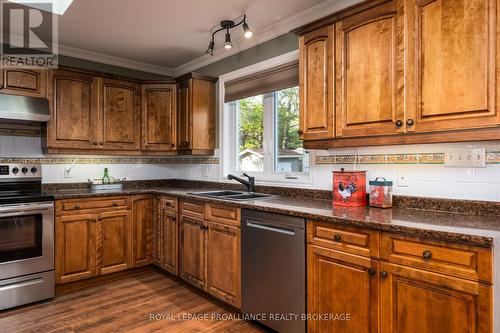 14 Sunset Lane, Greater Napanee, ON - Indoor Photo Showing Kitchen With Double Sink