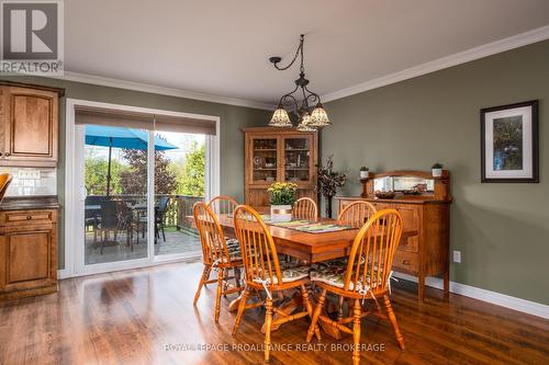 14 Sunset Lane, Greater Napanee, ON - Indoor Photo Showing Dining Room