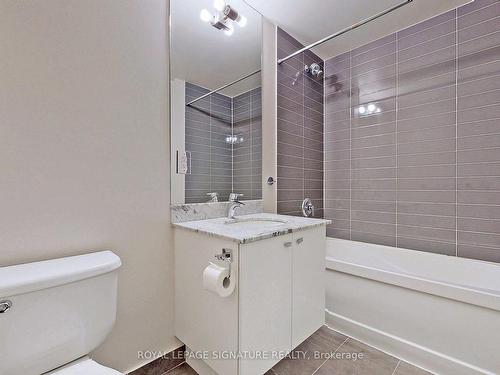 2902-150 East Liberty St, Toronto, ON - Indoor Photo Showing Bathroom