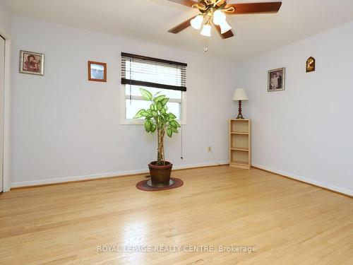 2576 Evelyn Crt, Mississauga, ON - Indoor Photo Showing Other Room