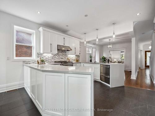 23 Geoffrey St, Toronto, ON - Indoor Photo Showing Kitchen With Upgraded Kitchen