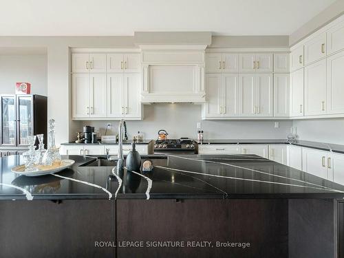 3351 Harasym Tr, Oakville, ON - Indoor Photo Showing Kitchen With Double Sink