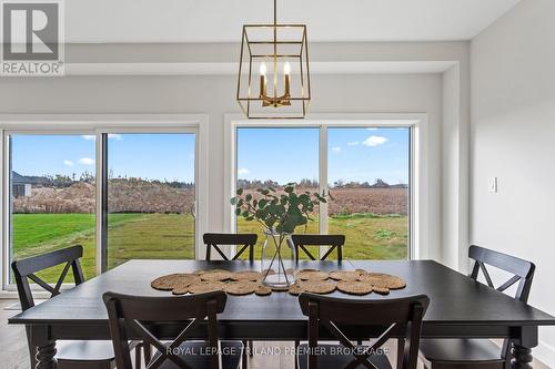 3873 Campbell Street N, London, ON - Indoor Photo Showing Dining Room