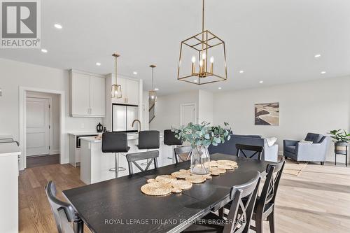 3873 Campbell Street N, London, ON - Indoor Photo Showing Dining Room