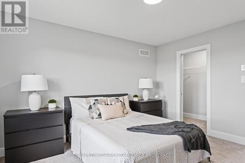 3873 Campbell Street N, London, ON - Indoor Photo Showing Bedroom