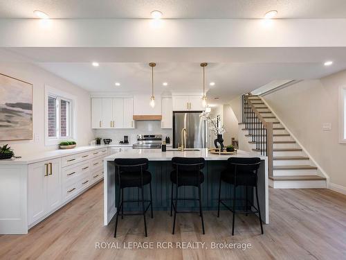 195 Sheffield St, Southgate, ON - Indoor Photo Showing Kitchen With Upgraded Kitchen