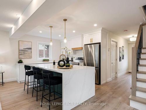 195 Sheffield St, Southgate, ON - Indoor Photo Showing Kitchen With Upgraded Kitchen