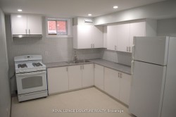 Bsmt-709 Upper Paradise Road  Hamilton, ON L9C 5R1