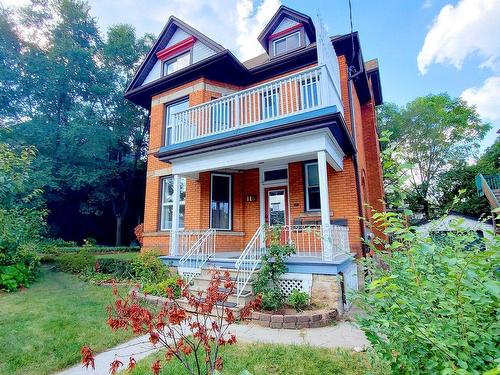 4-116 Fairholt Rd S, Hamilton, ON - Outdoor With Deck Patio Veranda With Facade