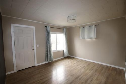 523 Larose Avenue, The Pas, MB - Indoor Photo Showing Other Room