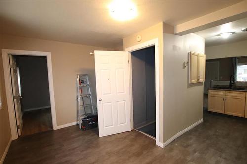 523 Larose Avenue, The Pas, MB - Indoor Photo Showing Other Room