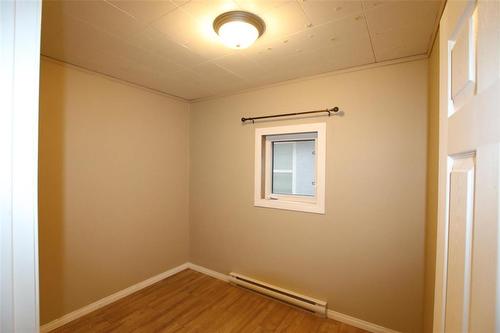 523 Larose Avenue, The Pas, MB - Indoor Photo Showing Other Room