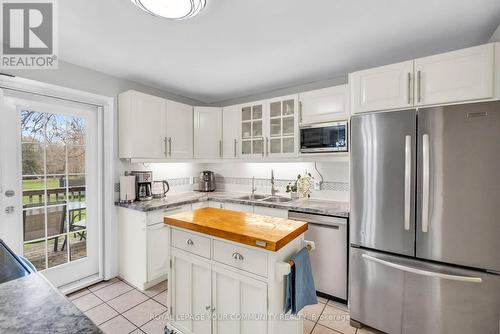 36 York Street, Georgina, ON - Indoor Photo Showing Kitchen With Stainless Steel Kitchen With Double Sink