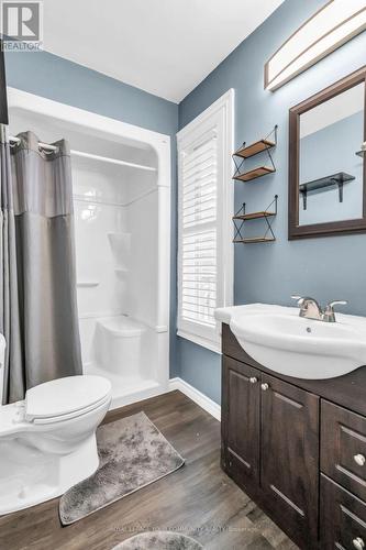 36 York Street, Georgina, ON - Indoor Photo Showing Bedroom