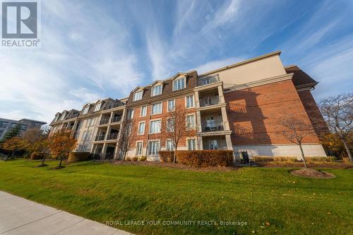 Ph 412 - 4620 Highway 7, Vaughan, ON - Outdoor With Balcony With Facade