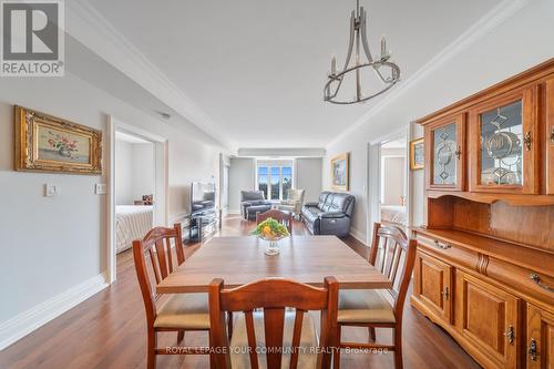 Ph 412 - 4620 Highway 7, Vaughan, ON - Indoor Photo Showing Dining Room