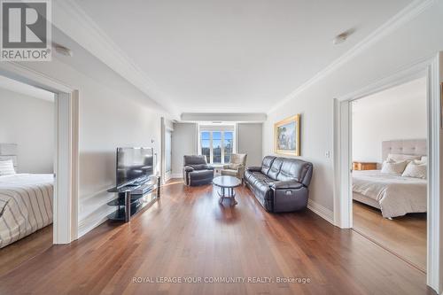 Ph 412 - 4620 Highway 7, Vaughan, ON - Indoor Photo Showing Bedroom