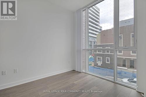 206 - 38 Honeycrisp Crescent, Vaughan, ON - Indoor Photo Showing Other Room