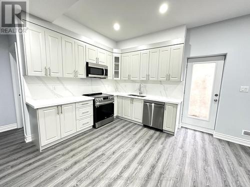 Bsmt - 18 Pellegrini Drive, Vaughan, ON - Indoor Photo Showing Kitchen With Stainless Steel Kitchen With Upgraded Kitchen