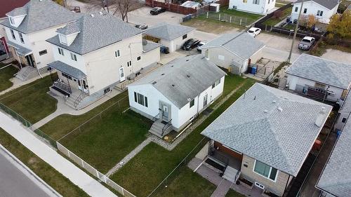 726 Pacific Avenue, Winnipeg, MB - Outdoor With View