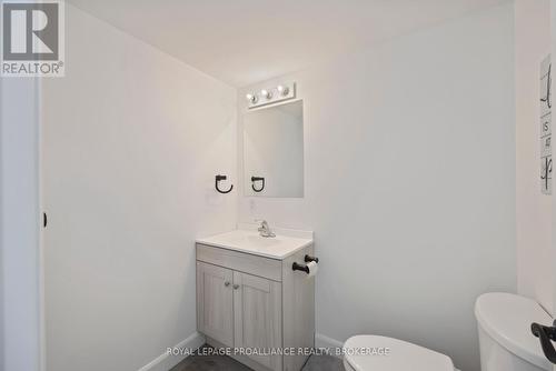 181 Morgan Drive, South Frontenac (Frontenac South), ON - Indoor Photo Showing Bathroom