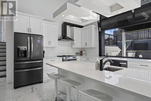 181 Morgan Drive, South Frontenac (Frontenac South), ON - Indoor Photo Showing Kitchen With Upgraded Kitchen