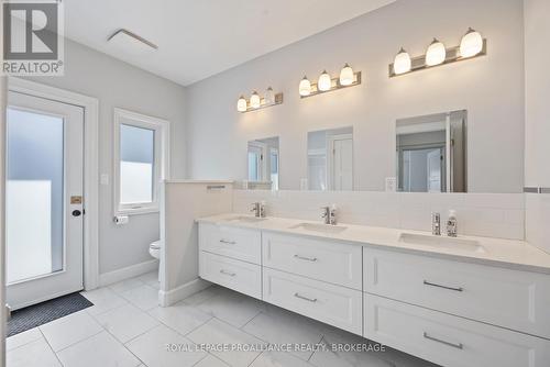 181 Morgan Drive, South Frontenac (Frontenac South), ON - Indoor Photo Showing Bathroom