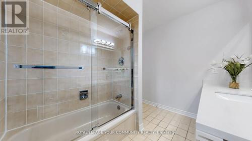 32 Muster Court, Markham, ON - Indoor Photo Showing Bathroom